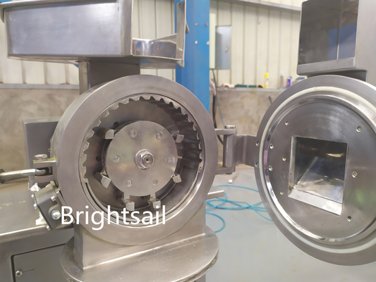 Moulin à marteaux à grande vitesse de gingembre Machine de broyage du gingembre de la machine de fabrication de poudre Brightsail